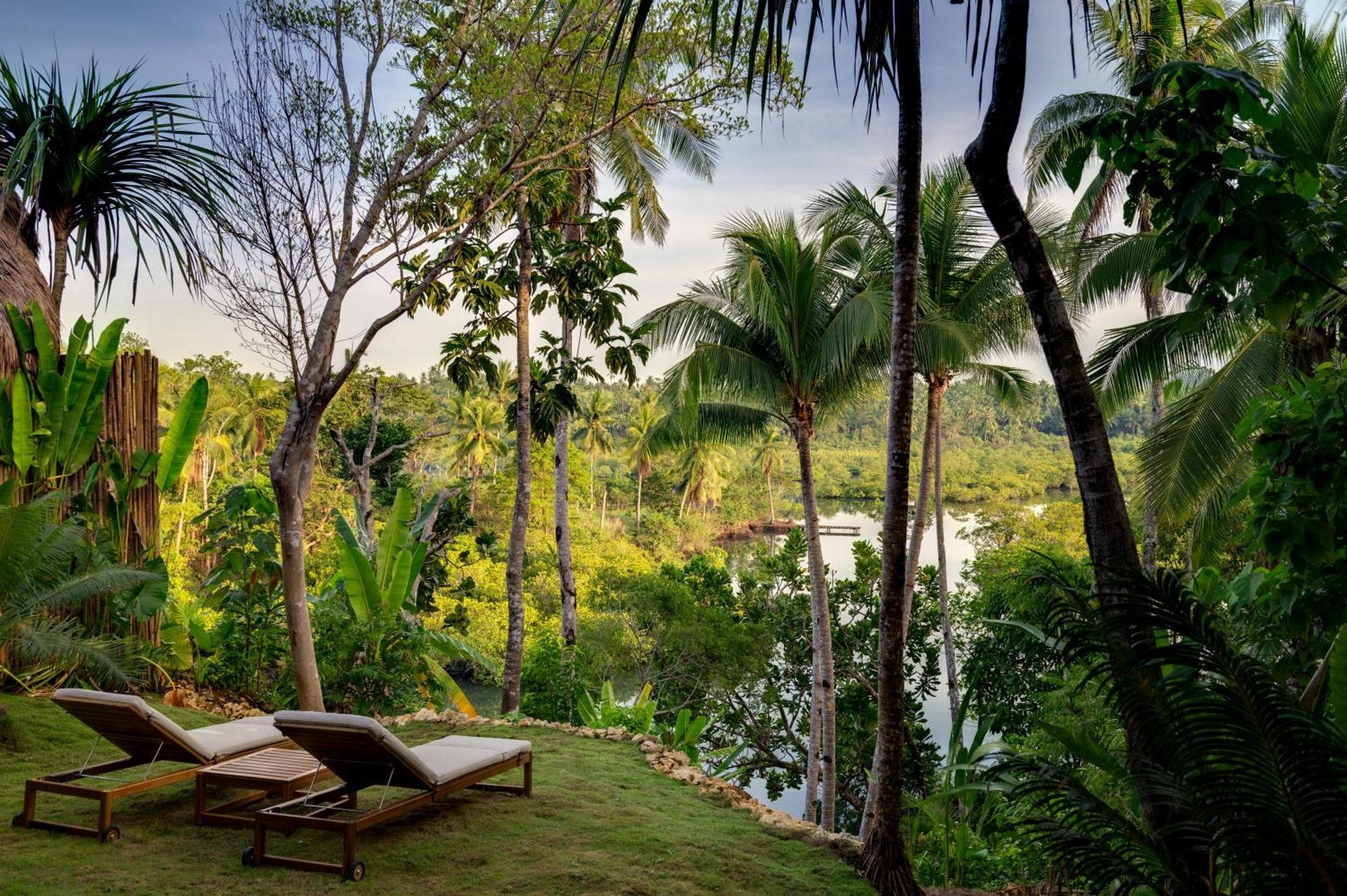 Private Villa With Pool - Kalani River Villas General Luna  Ngoại thất bức ảnh